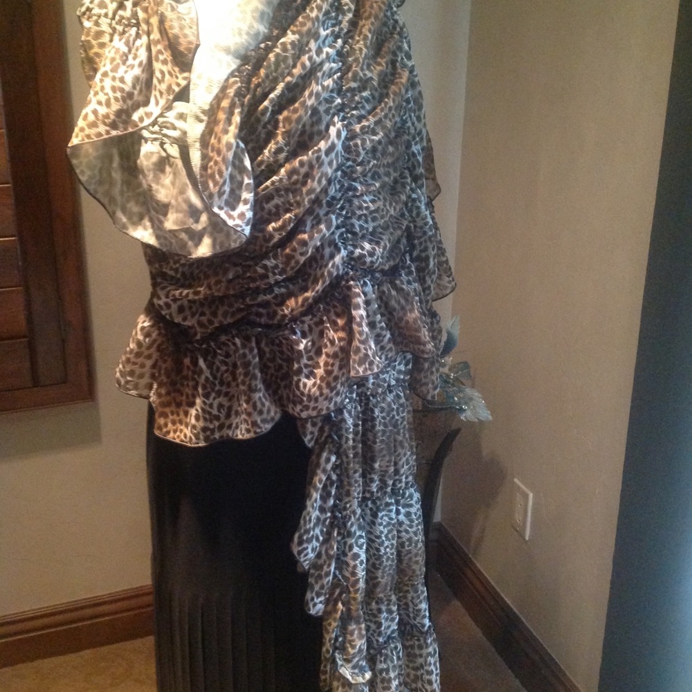 Nwt shawl/wrap